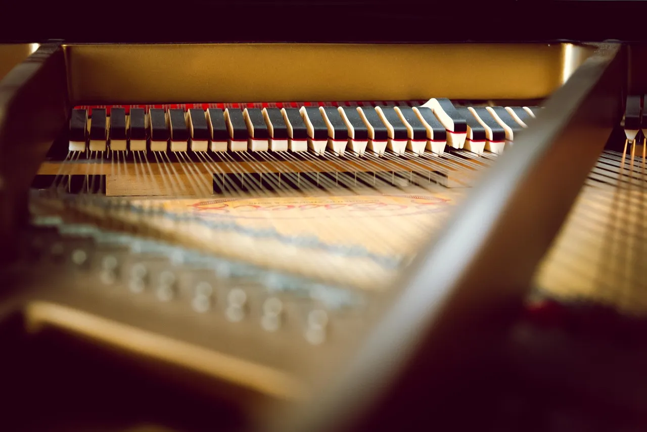 Öppet piano inför tjänsten pianoflytt